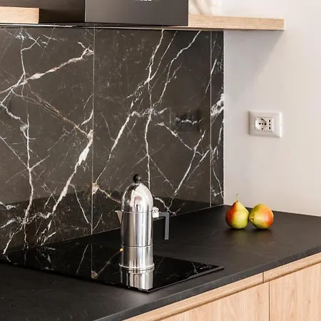 アパート Dom1872